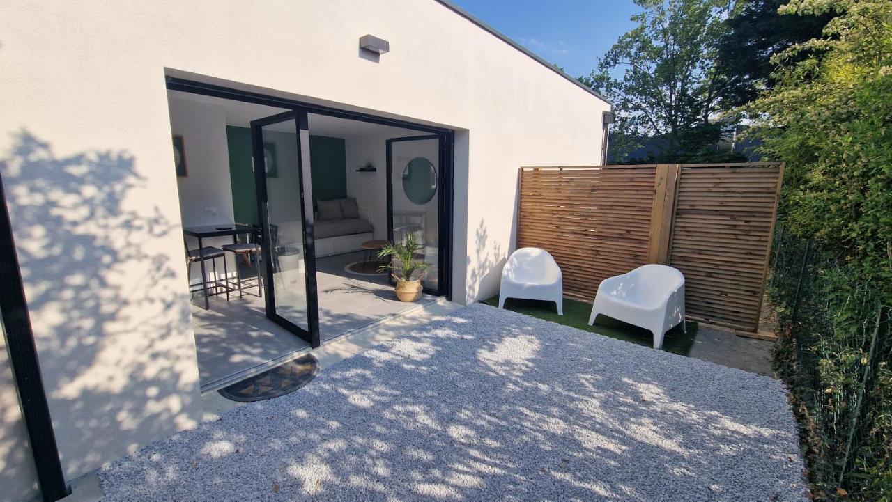 Le Patio : Studio Avec Exterieur Saint-Barthelemy-d'Anjou المظهر الخارجي الصورة